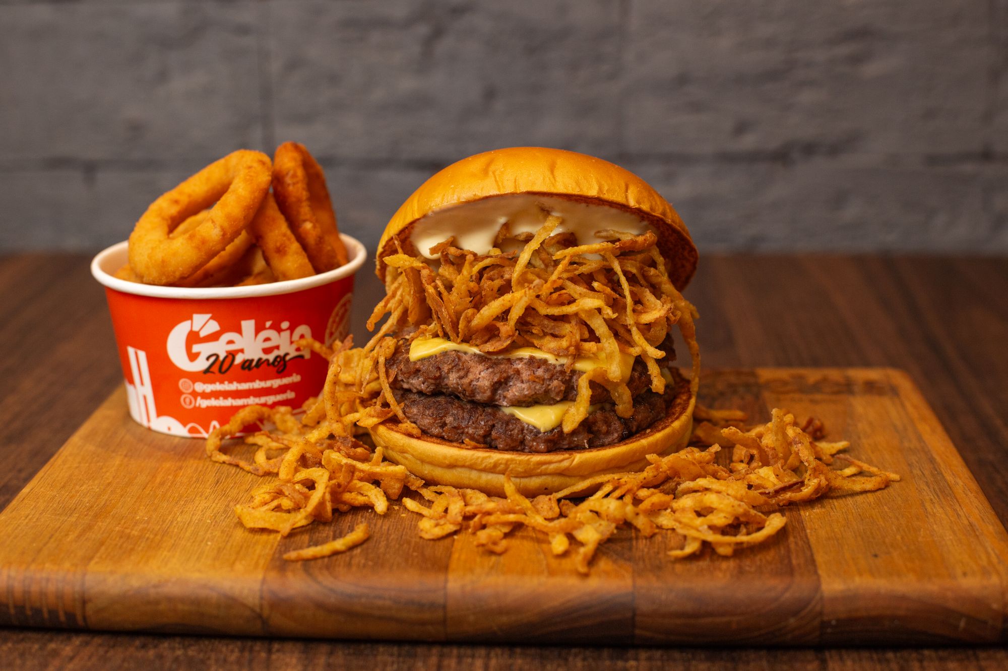 Geléia Burger lança hambúrgueres em homenagem aos 66 anos de Brasília 