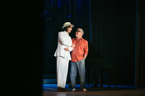 Com mais de 130 mil espectadores e 12 indicações a prêmios,